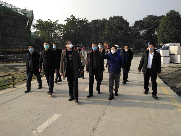 集团党委书记、董事长任丁率队 赴金牛宾馆检查工作